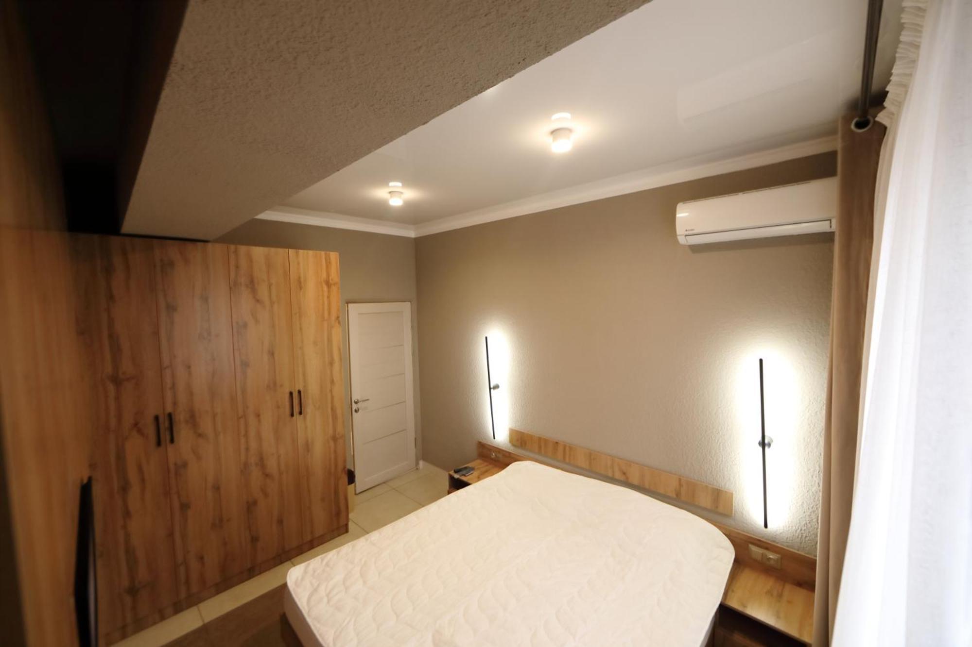 Cozy Hostel Bishkek Esterno foto
